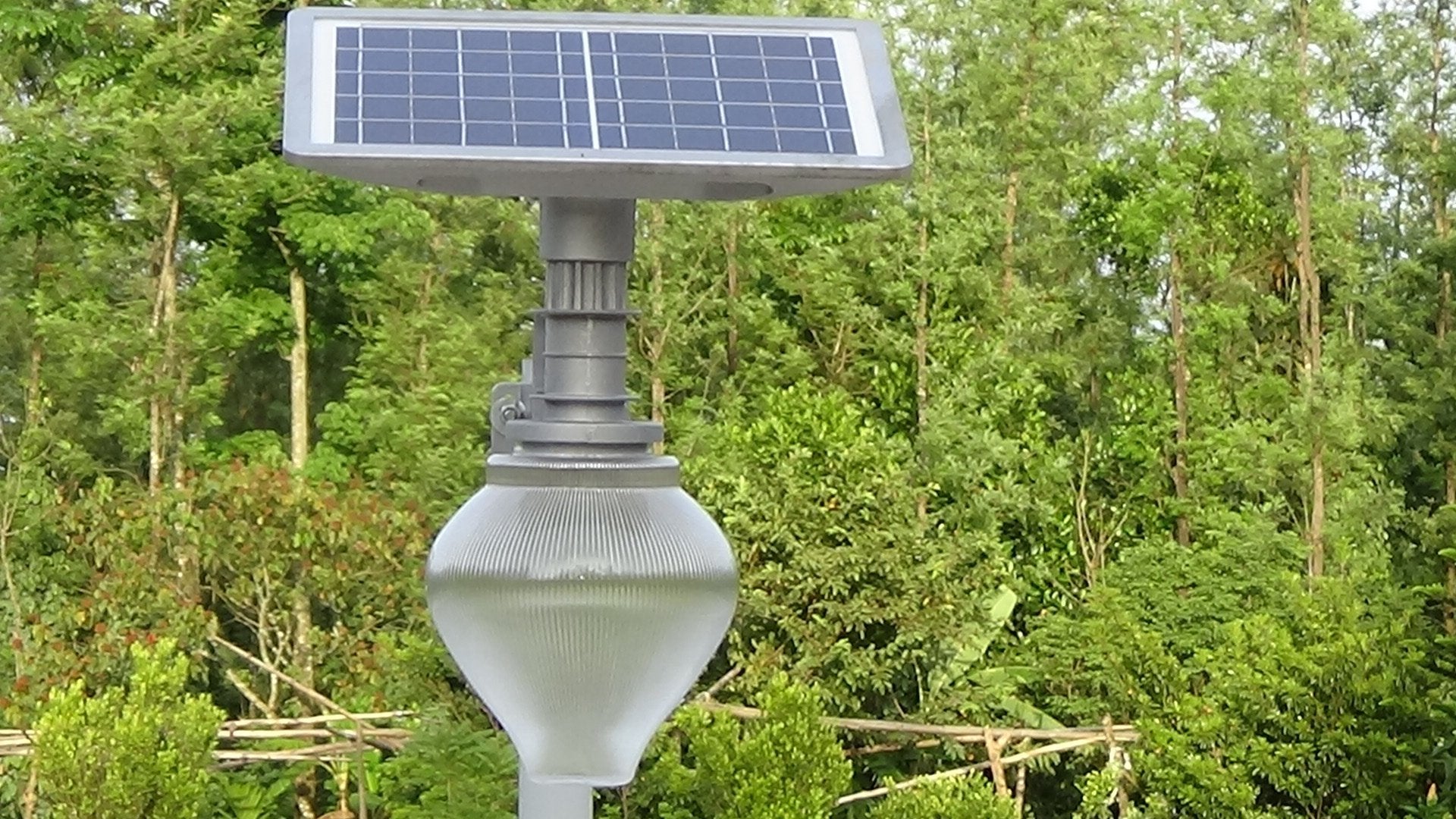 Solar Moon Light 10 Watt Cool White - TTSML10W - tapetum.in