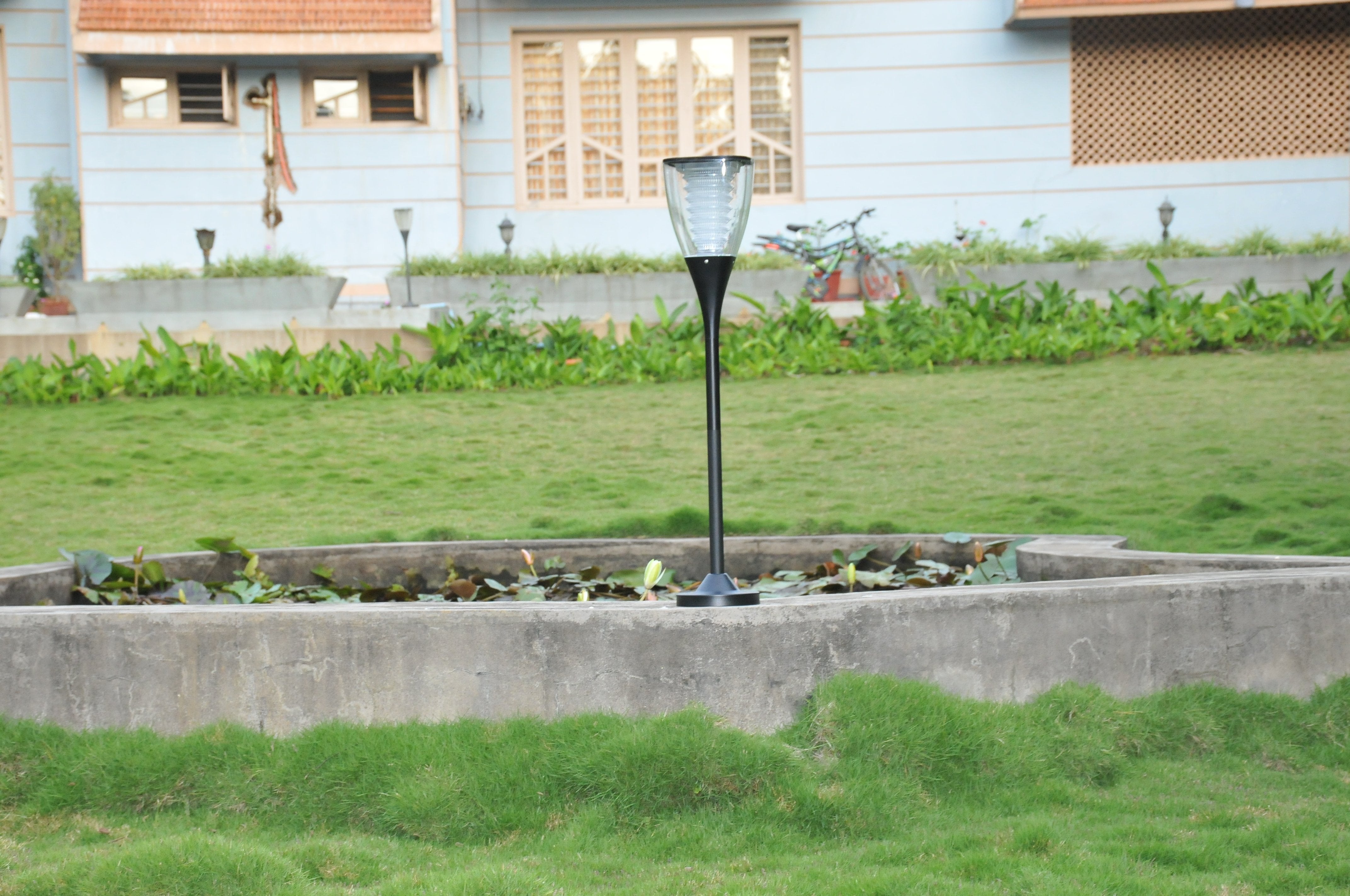 Solar Garden Light Warm White - TTSGLWW1W - tapetum.in