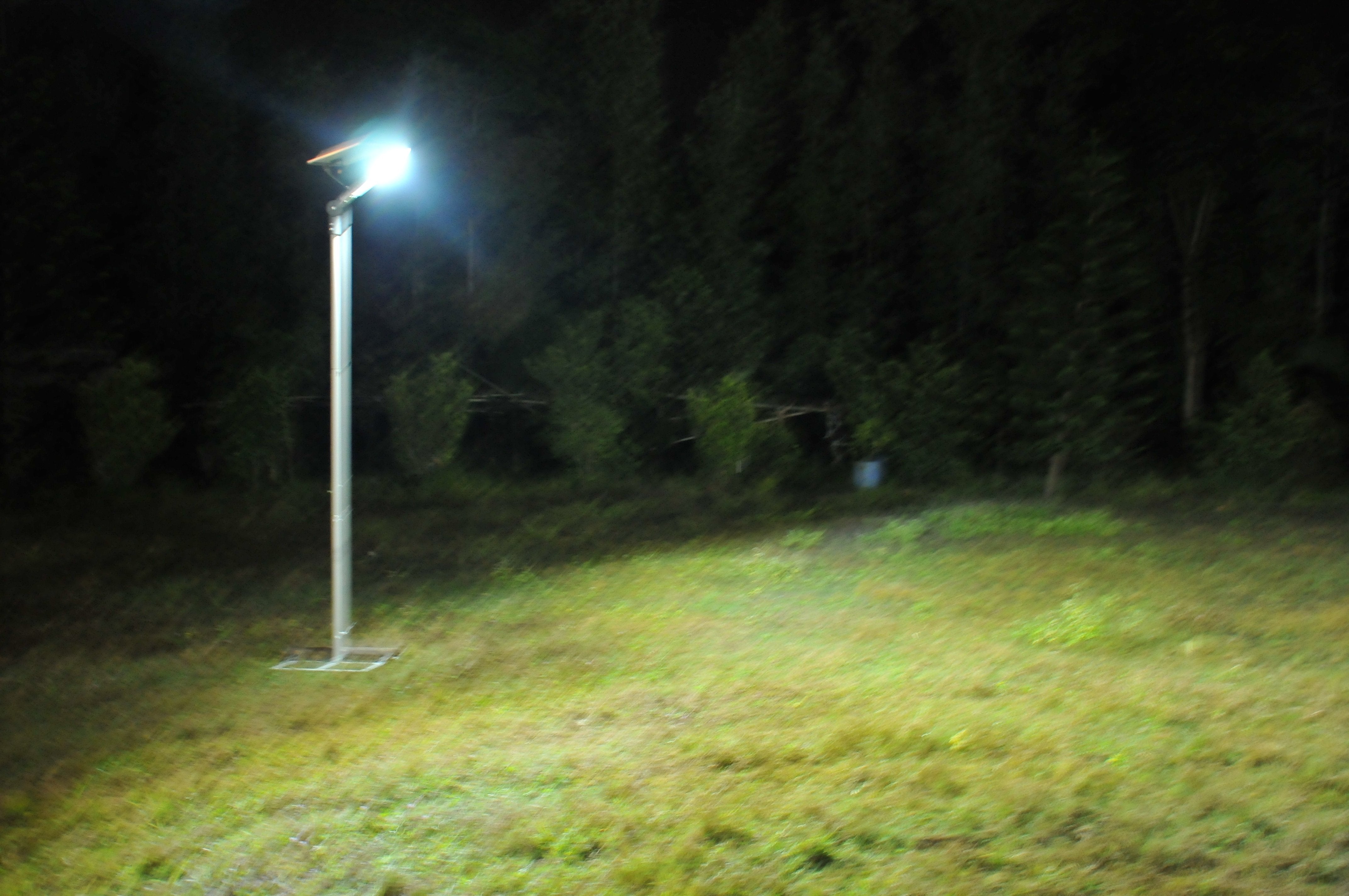 Solar Street Light 15 Watt - TTSSL15W - tapetum.in