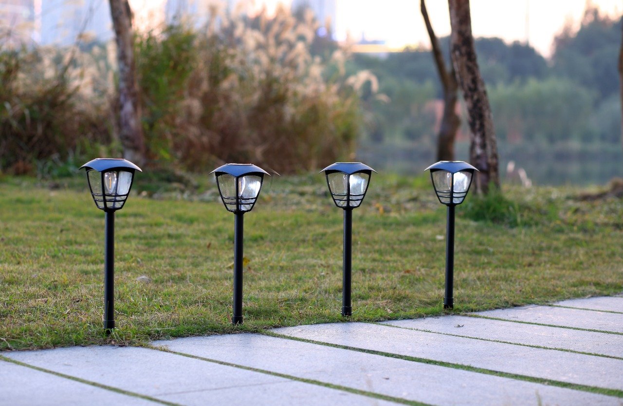 Solar Edison Garden Light - TTSEMGL2W (Pack of 10) - tapetum.in