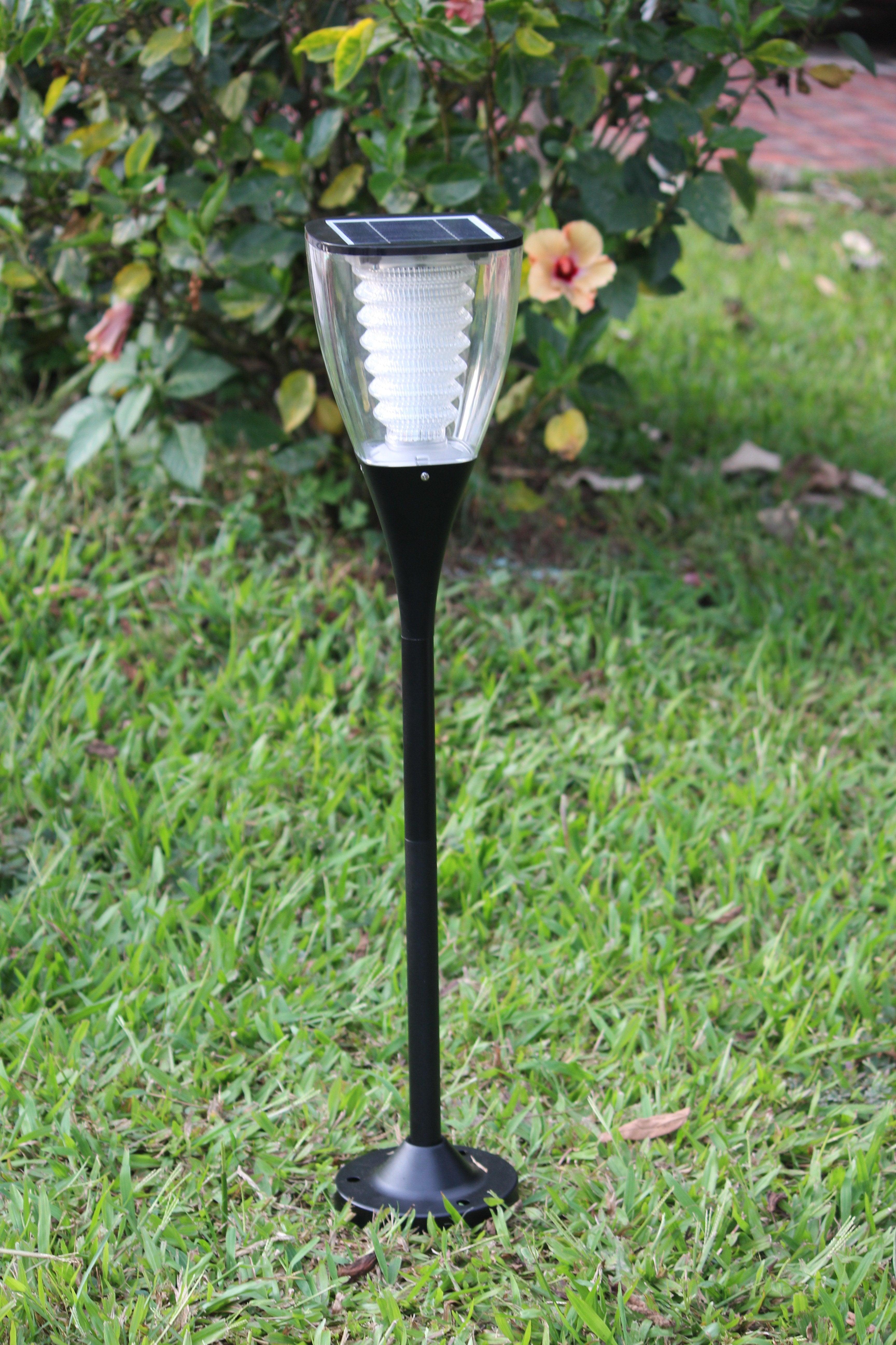 Solar Garden Light Warm White - TTSGLWW1W - tapetum.in