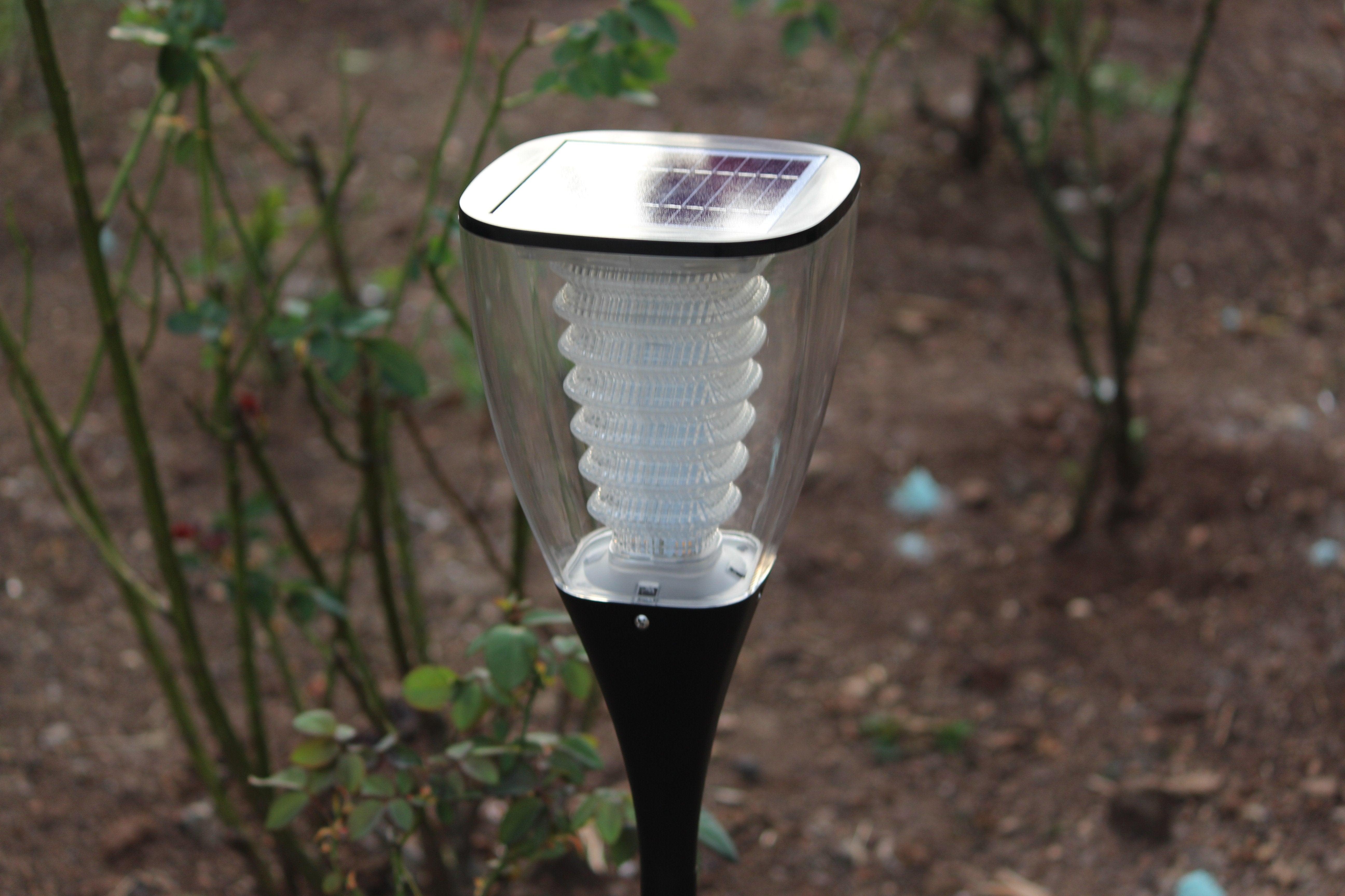 Solar Garden Light Warm White - TTSGLWW1W - tapetum.in